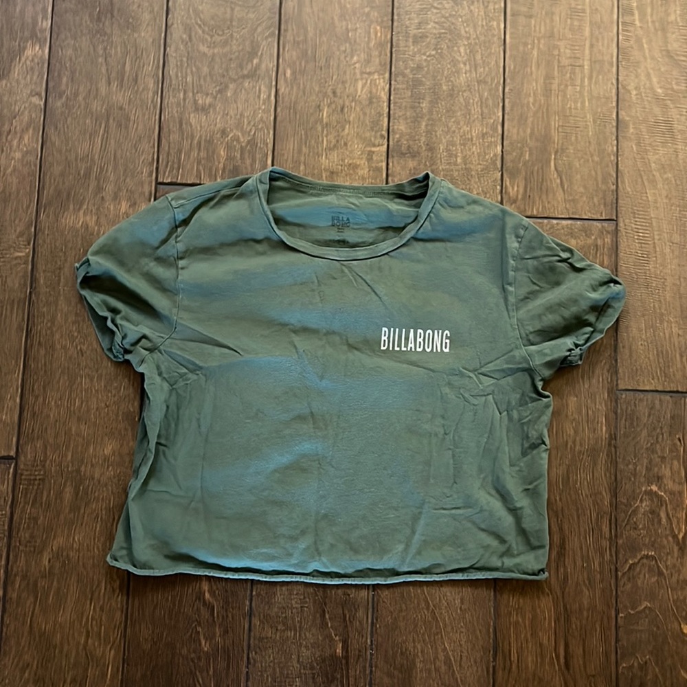 BILLABONG TEE SIZE S NEW CONDITION